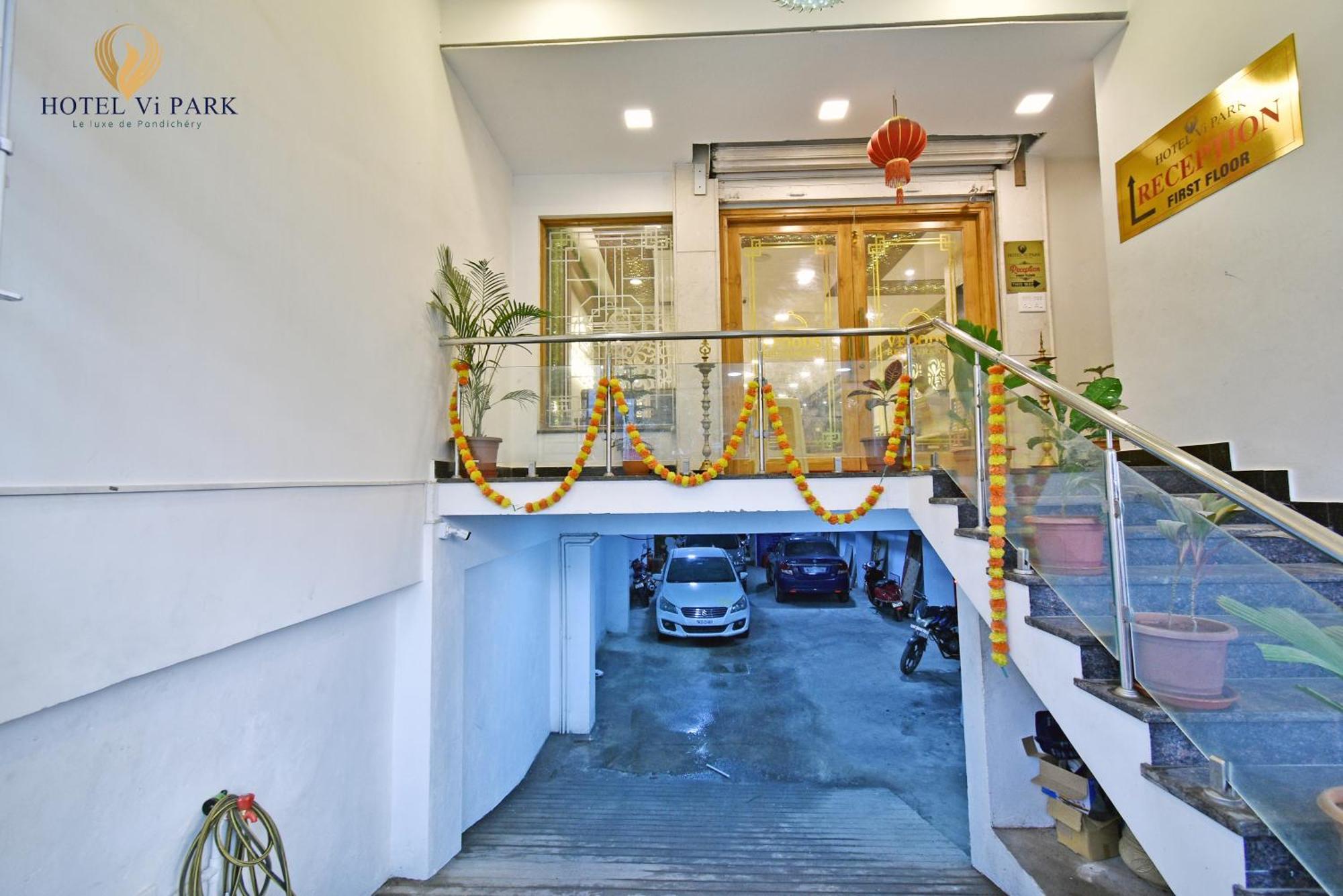 Hotel VI Park - City Centre Pondicherry Exterior foto